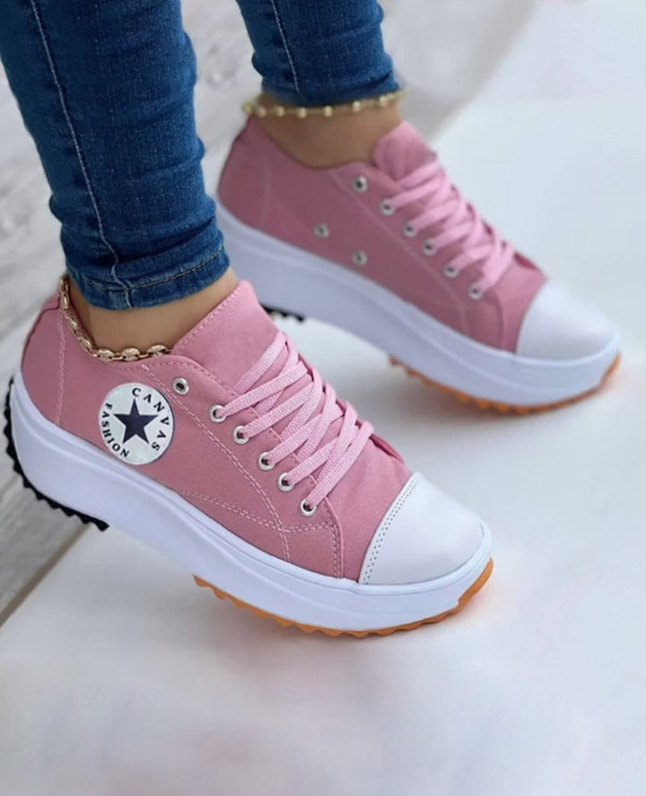 Livia - Bequeme Therapieschuhe für Damen