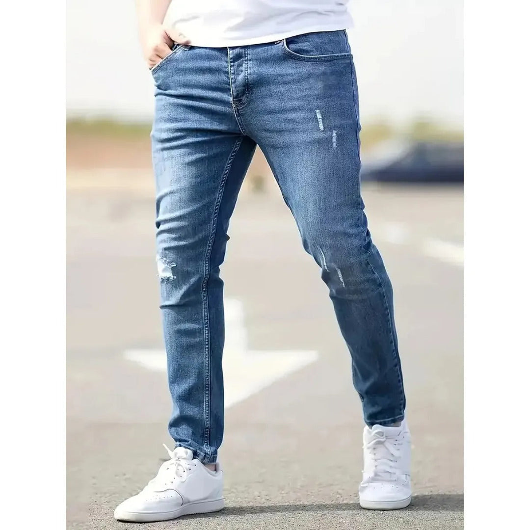 Malcolm – Klassisch und Cool Gerissener Denim