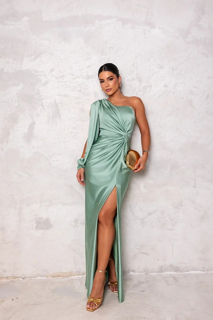 Fely - Strahlendes Satin-Kleid mit Schulterfrei-Design