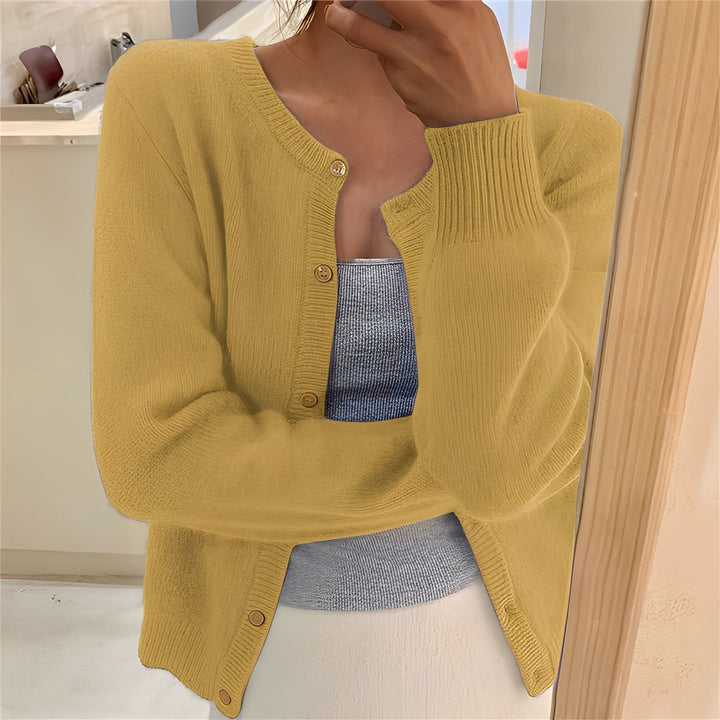 Jaqueline - Schlichter, stilvoller Damenstrickcardigan