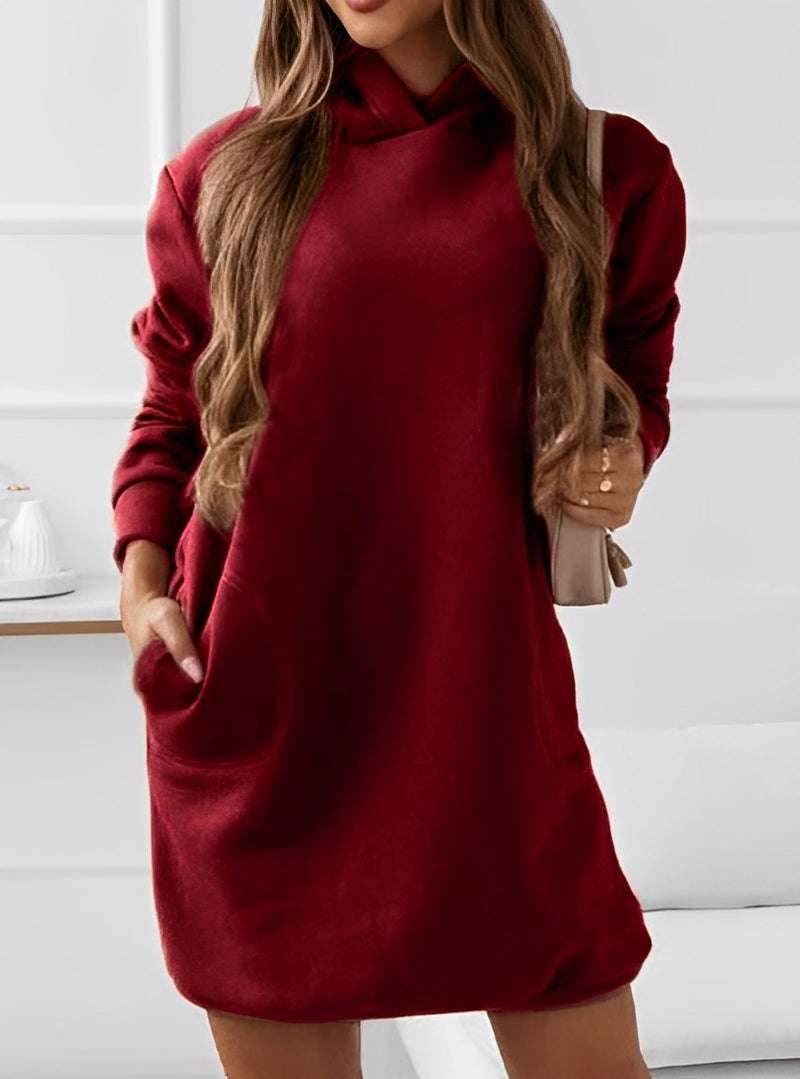 Michaela - Schickes, kurzes Damenkleid mit Kapuze