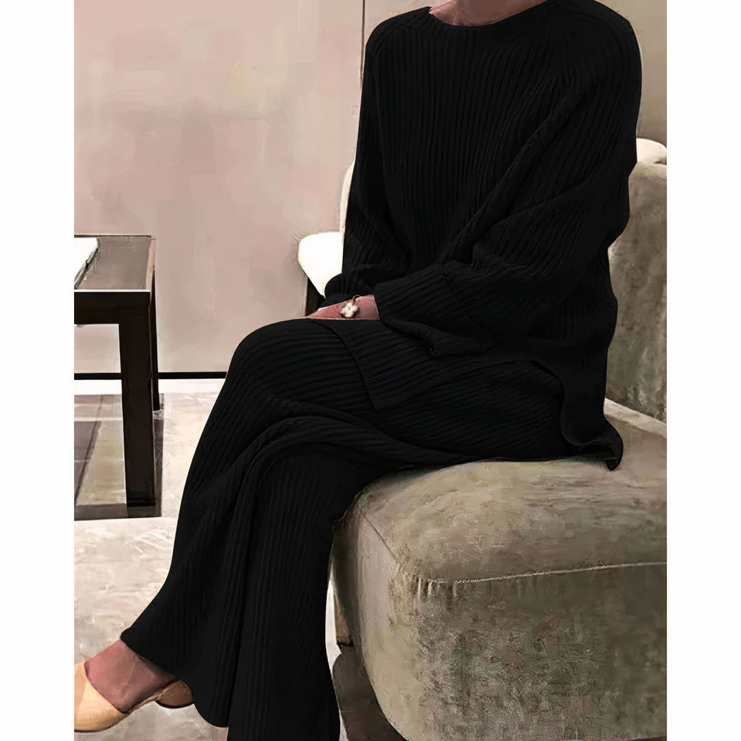 Samantha – Strickset: Pullover & Hose für den Alltag