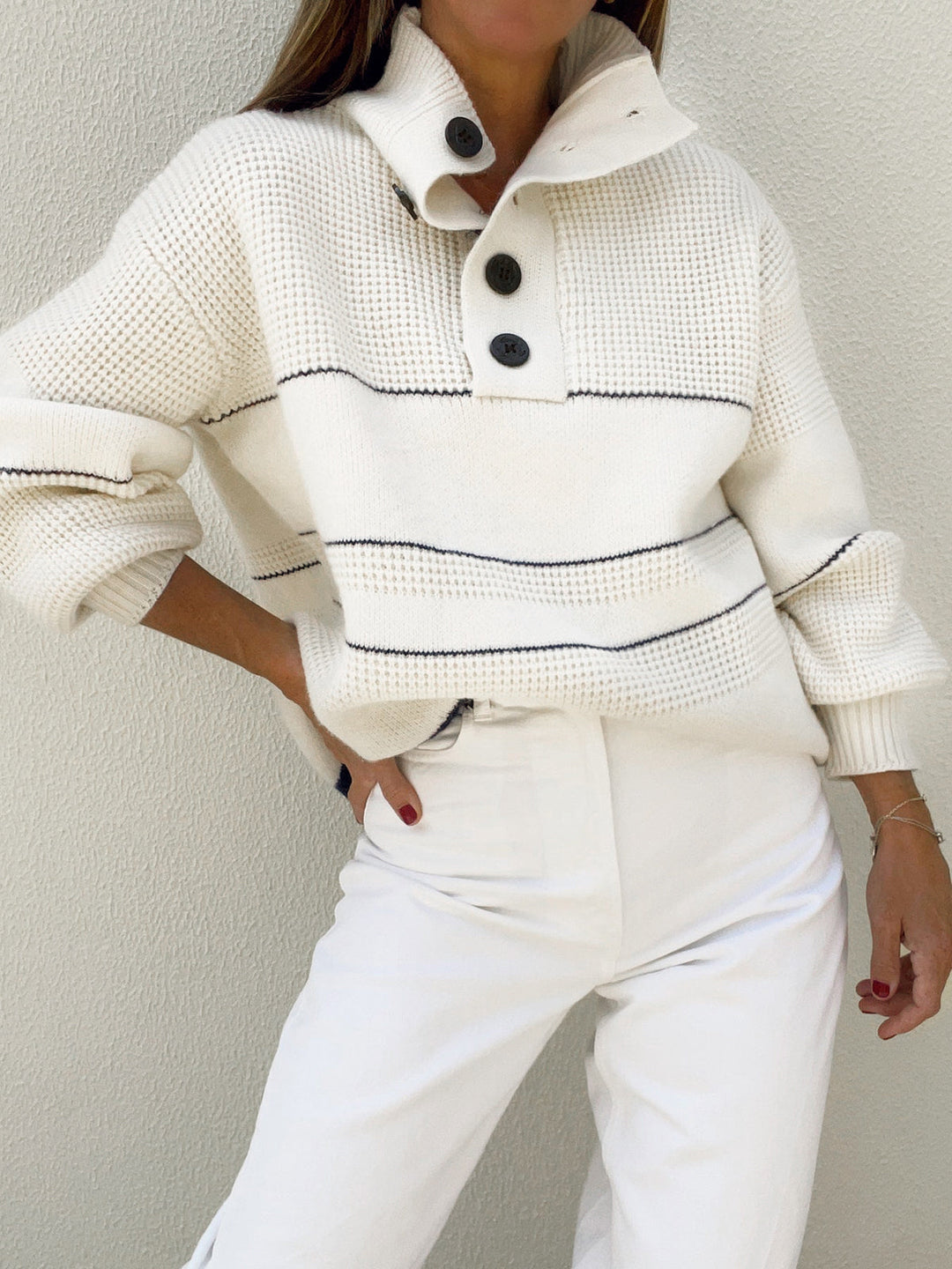 Carina – Offener Knopf-Pullover