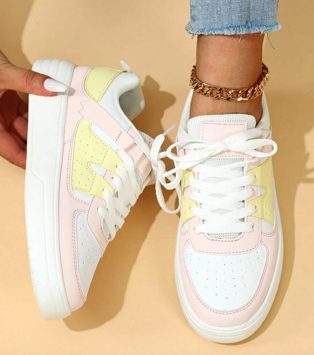Nica - Elegante und Bequeme Sneakers
