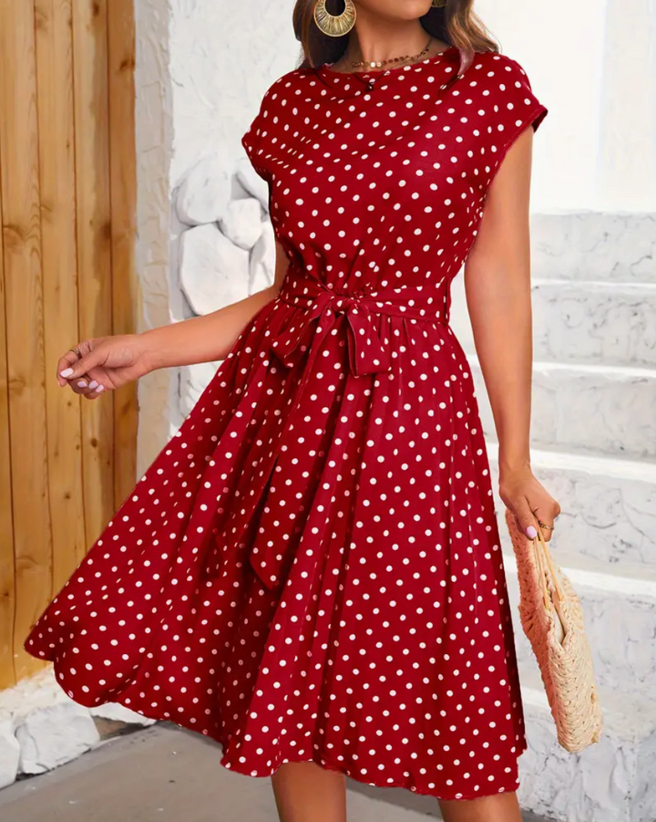 PolkaVibes - Dein perfektes Kleid für Frühling und Sommer