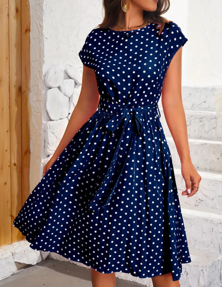 PolkaVibes - Dein perfektes Kleid für Frühling und Sommer