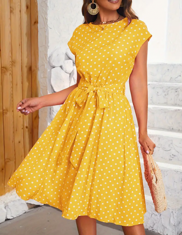 PolkaVibes - Dein perfektes Kleid für Frühling und Sommer