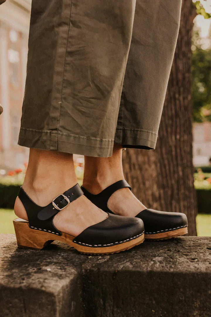 Amara – Mühelos elegante Clogs