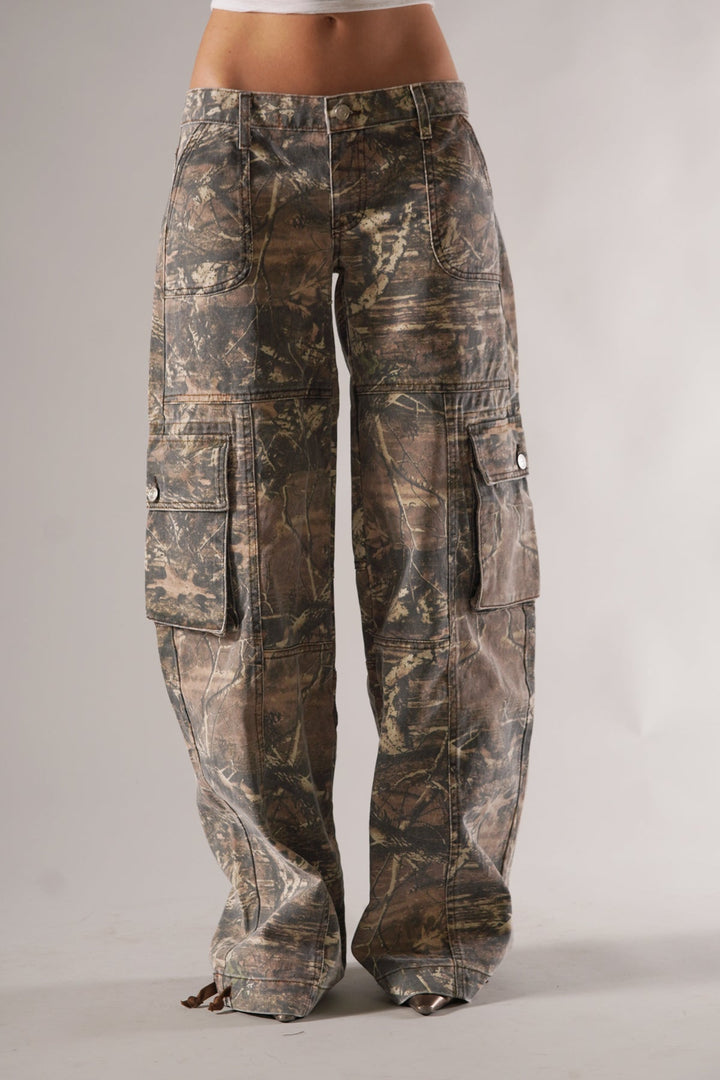 Demelza - Damen Camouflage-Cargohose mit weitem Schnitt