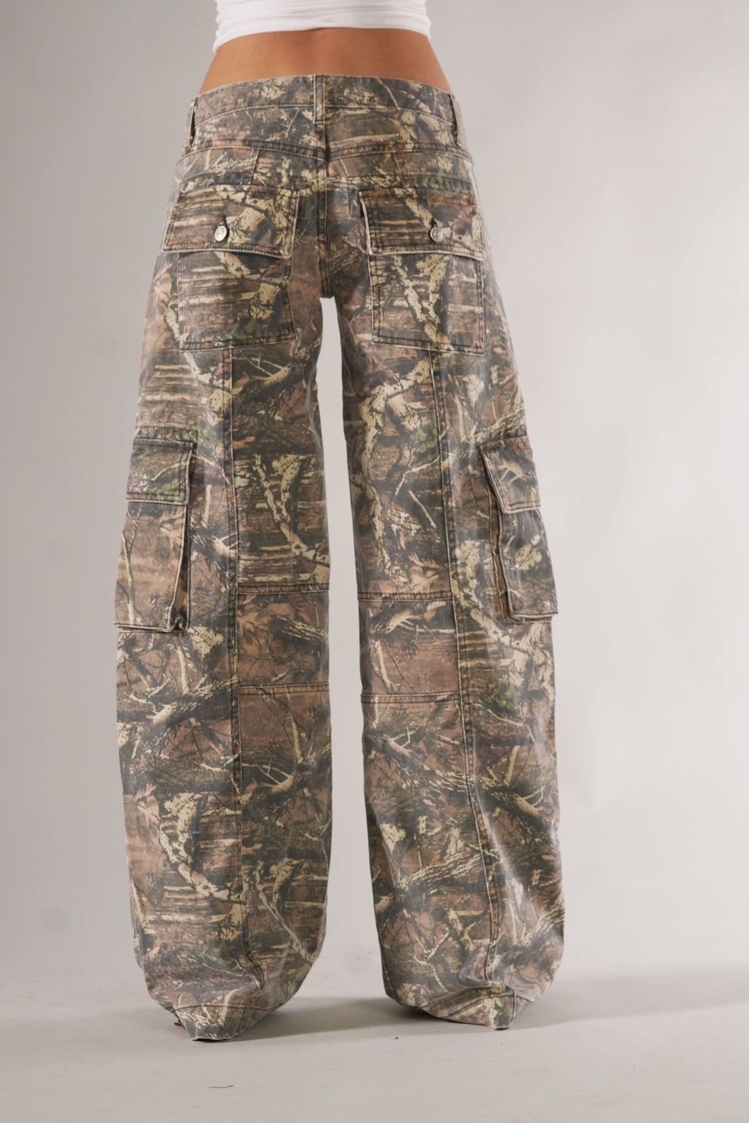 Demelza - Damen Camouflage-Cargohose mit weitem Schnitt