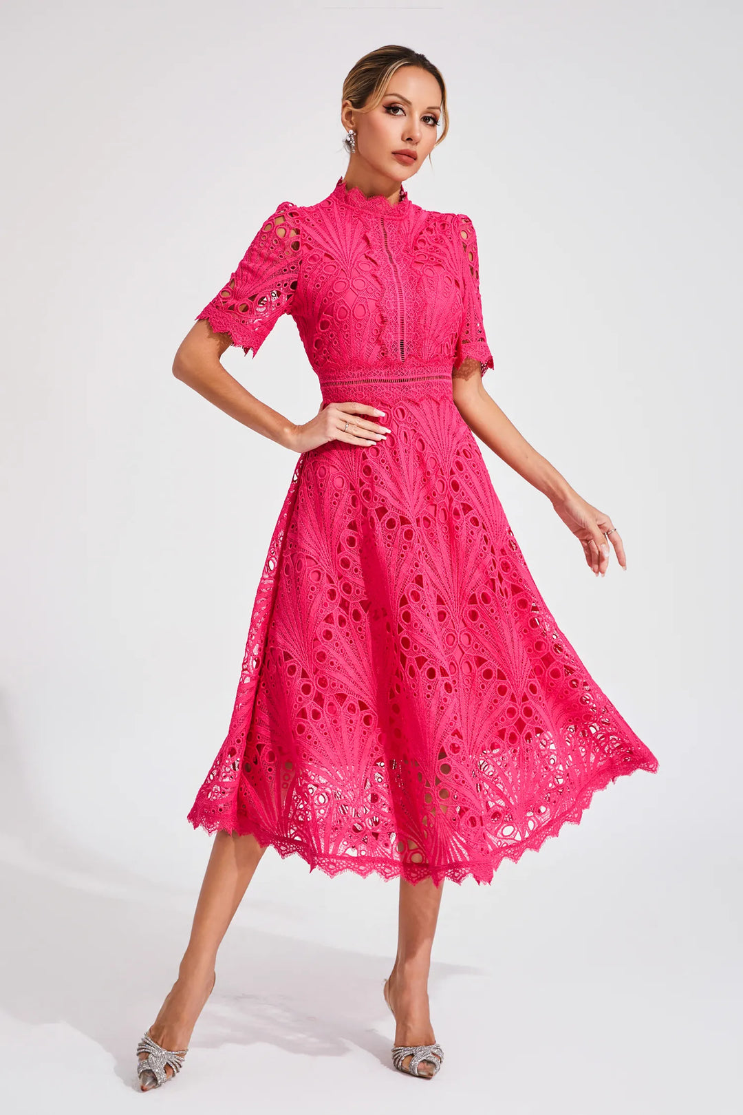 Pierre - Midi-Kleid mit Spitze und Stil