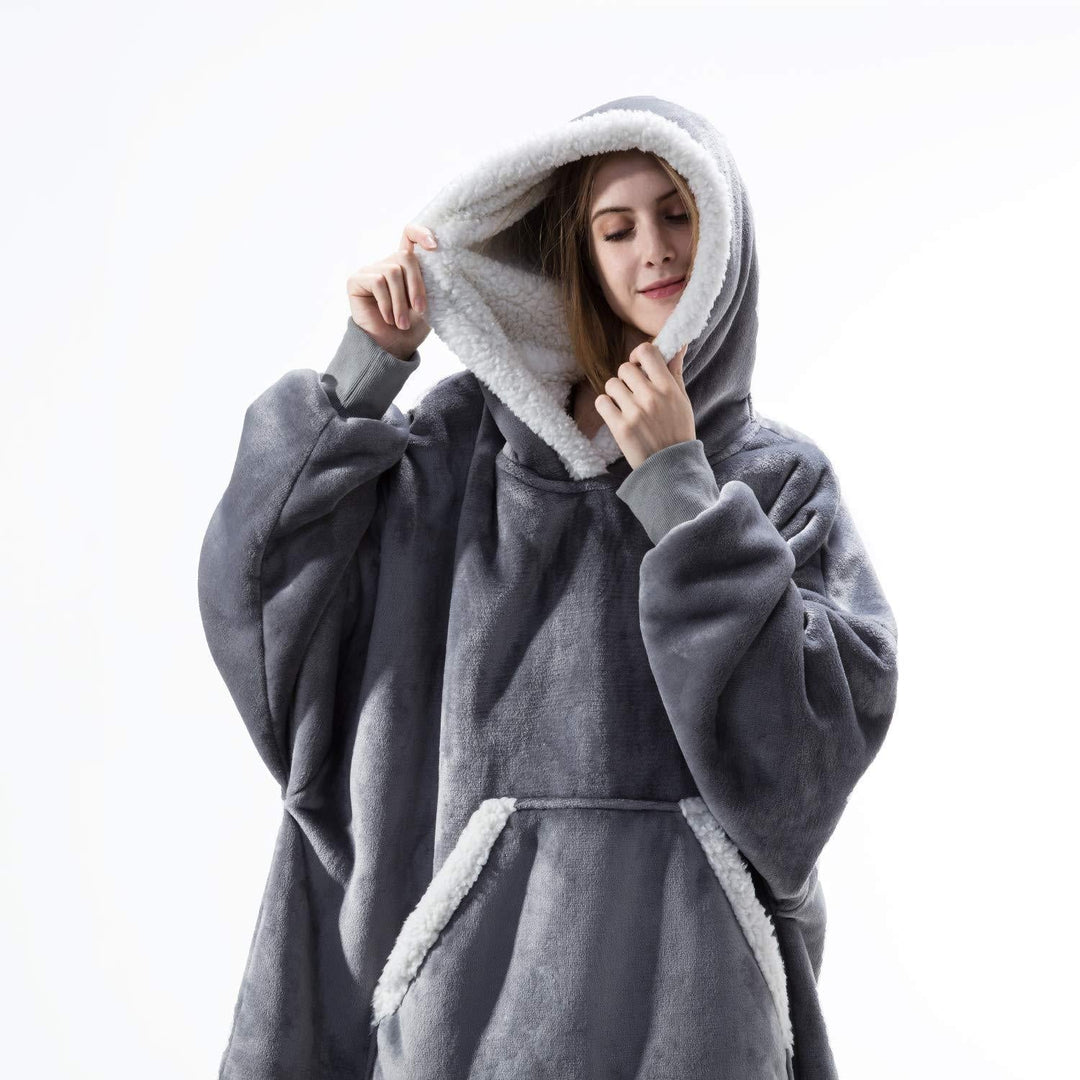 Malia - Kuschelige Hoodie-Decke