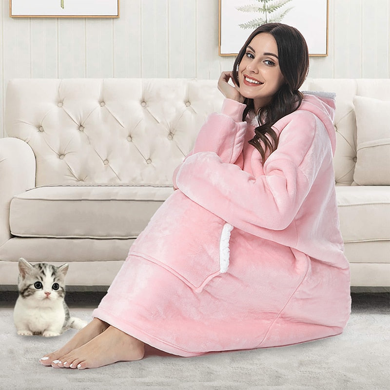 Malia - Kuschelige Hoodie-Decke