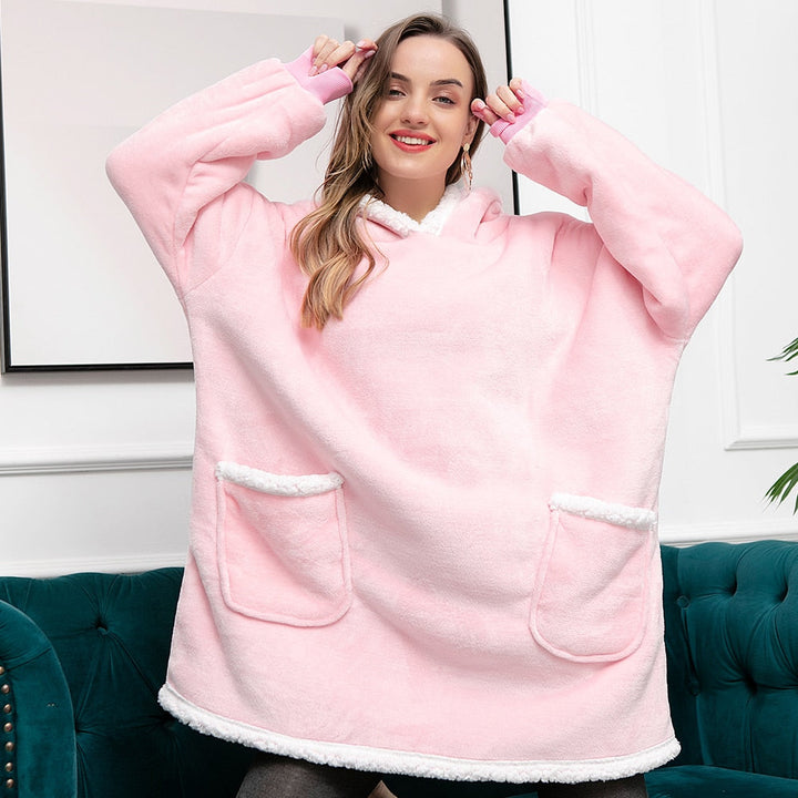 Malia - Kuschelige Hoodie-Decke