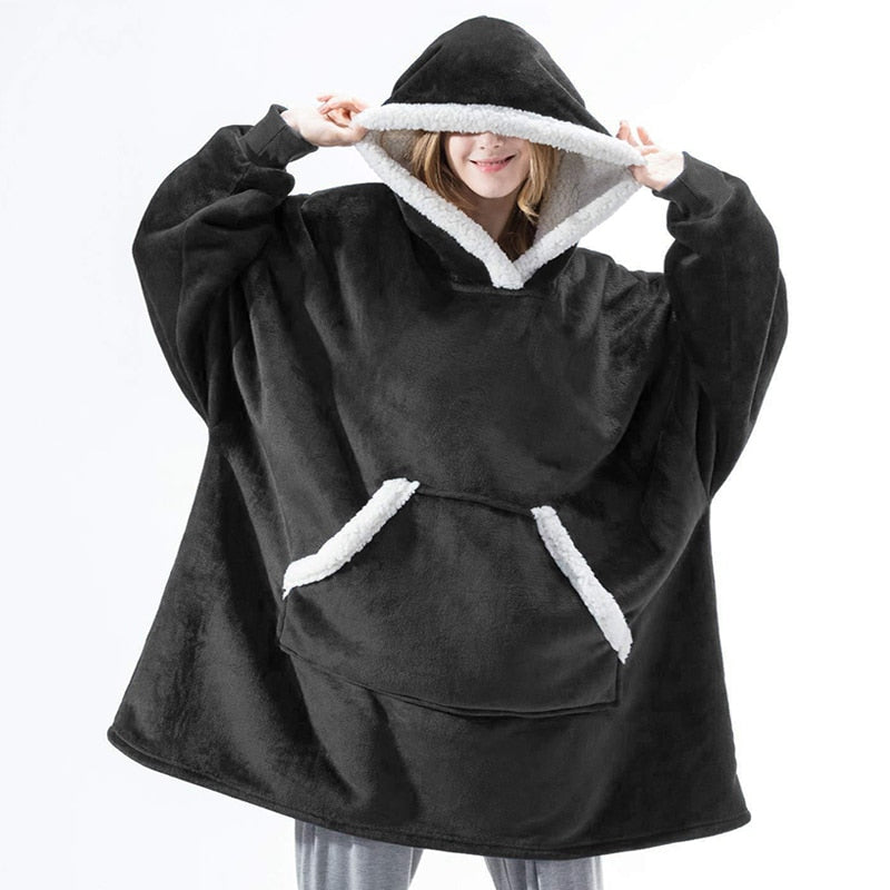 Malia - Kuschelige Hoodie-Decke