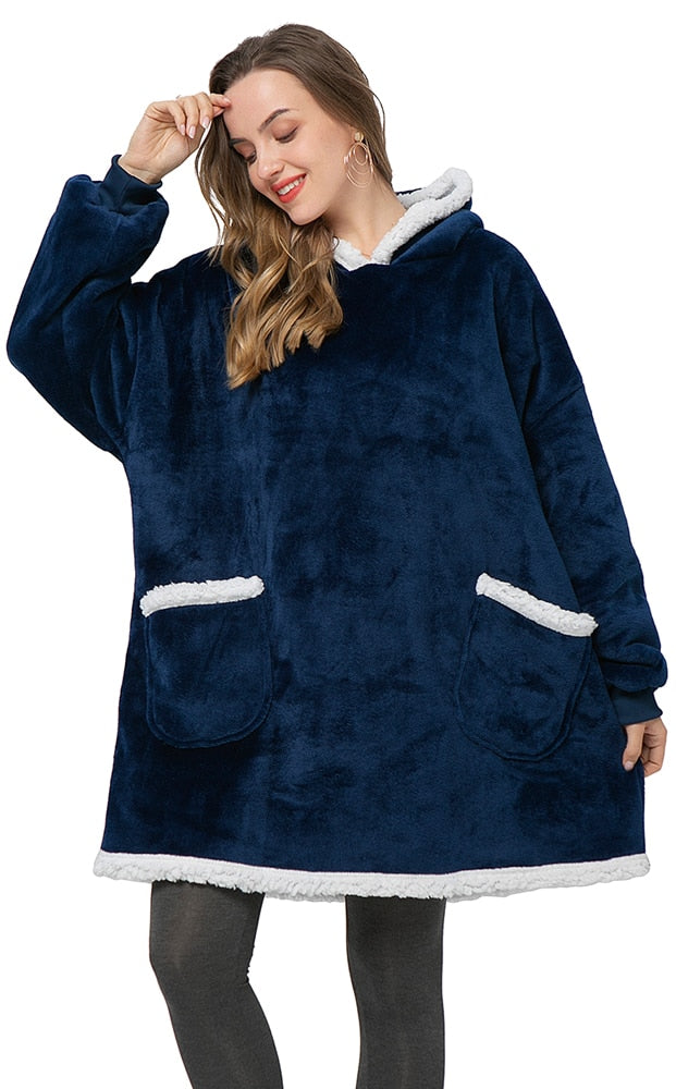 Malia - Kuschelige Hoodie-Decke