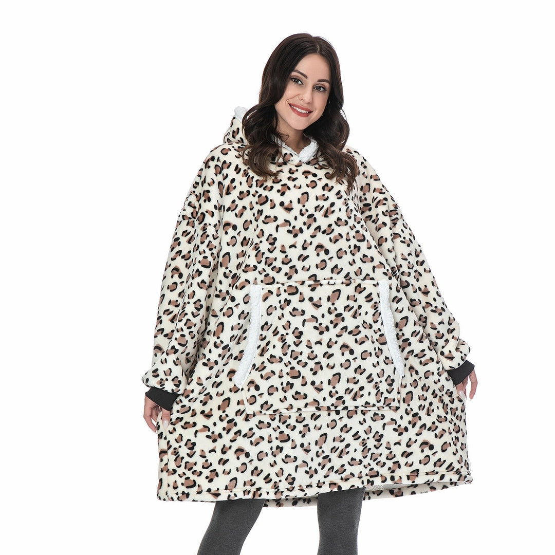 Malia - Kuschelige Hoodie-Decke
