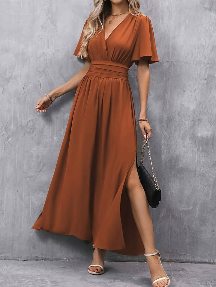 Jayela - Kleid mit auffälligen Rüschen und Falten