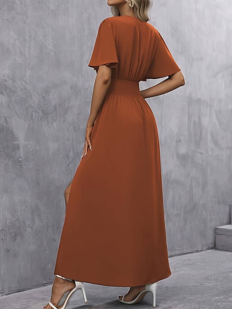 Jayela - Kleid mit auffälligen Rüschen und Falten
