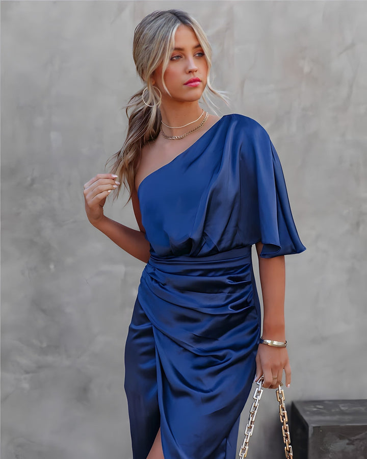 Colette – Luxus Minimalistisches Kleid