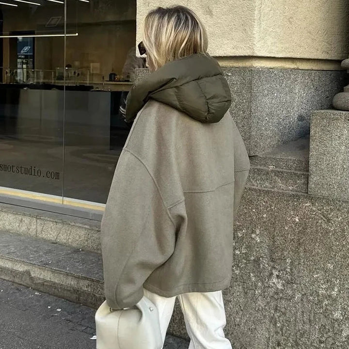 Kyra | Jacke mit Kapuze aus Wolle für Frauen
