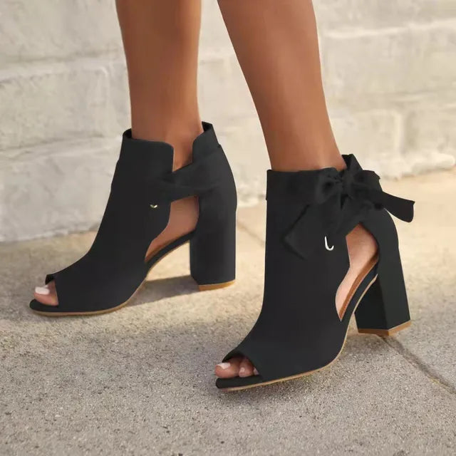 Celestine - Elegante orthopädische Sandalen mit hohem Absatz und Schleife