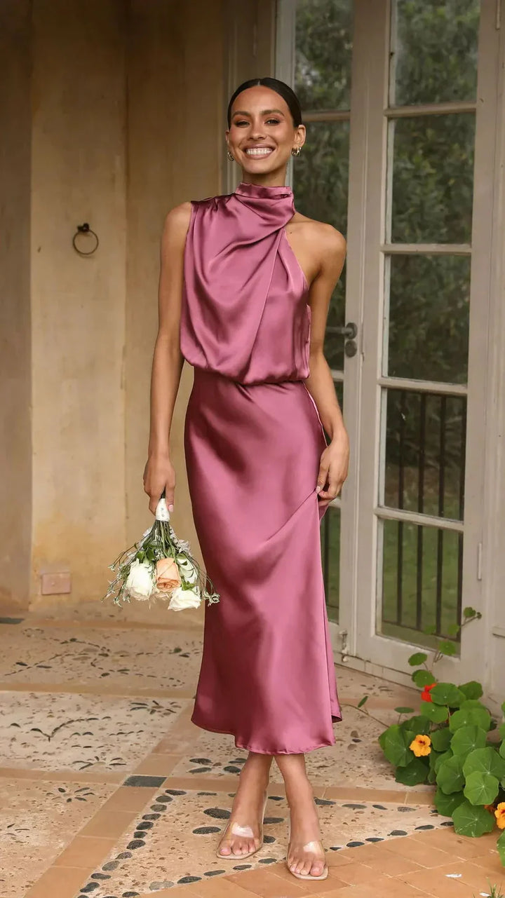 Trina - Elegantes Satin Abendkleid mit schulterfreiem Design