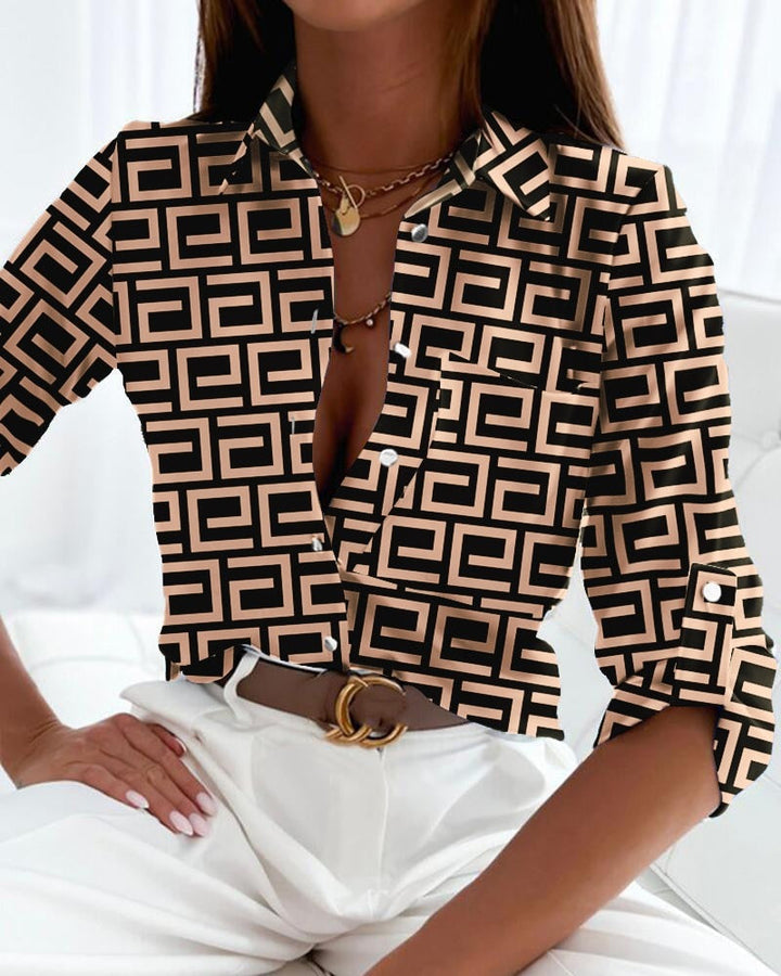 Chiara – Elegantes Slim-Fit Hemd mit Modischem Print