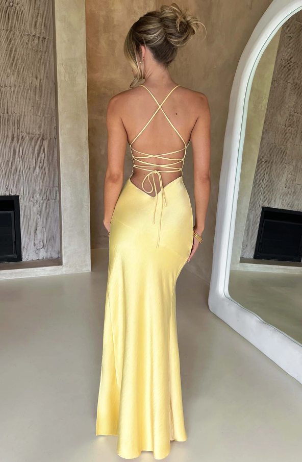 Seraphina - Langkleid mit hohem Schlitz