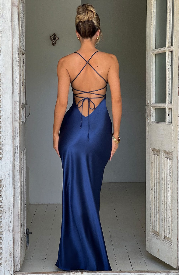 Seraphina - Langkleid mit hohem Schlitz