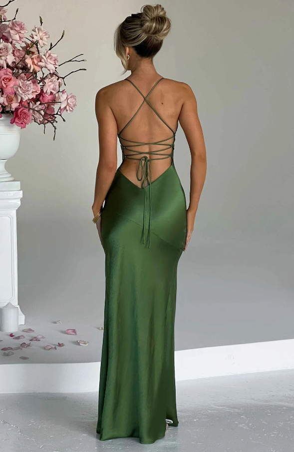 Seraphina - Langkleid mit hohem Schlitz