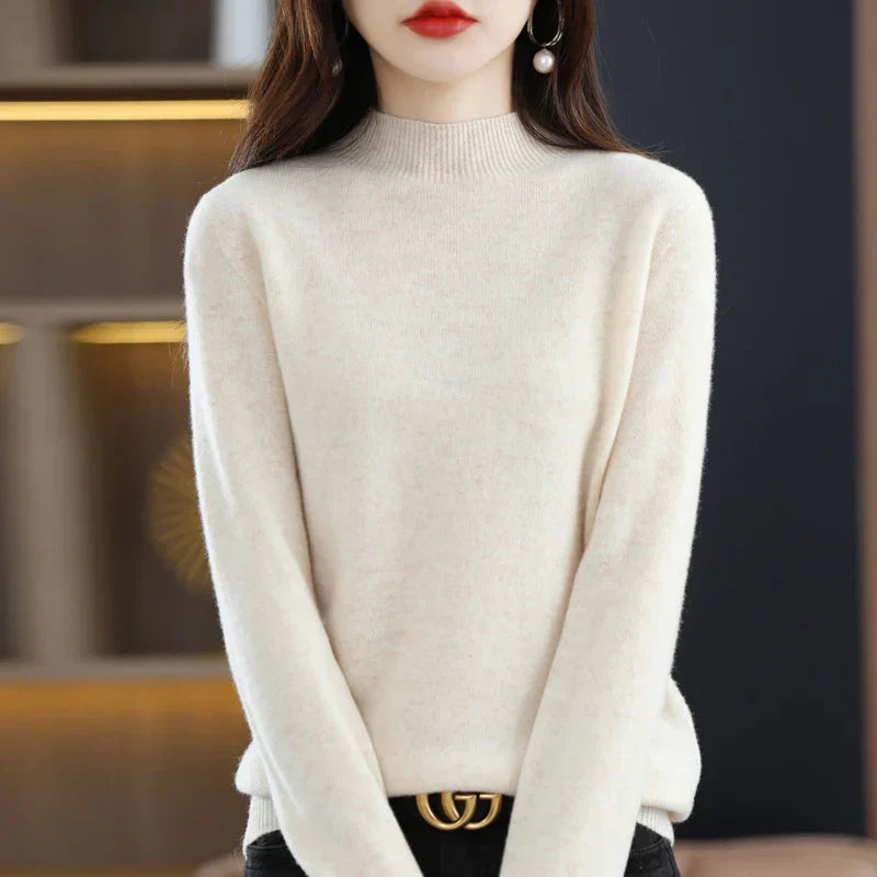 Carlotta – Modischer Pullover mit Zopf-Muster