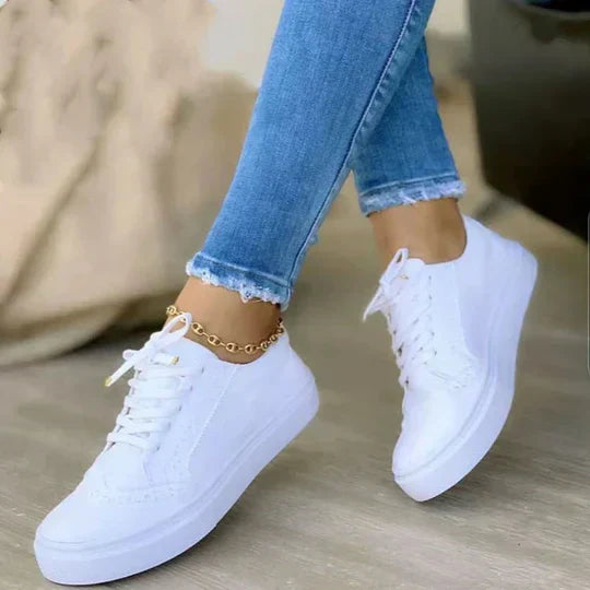 Alda - Bequeme Damen-Schnürschuhe