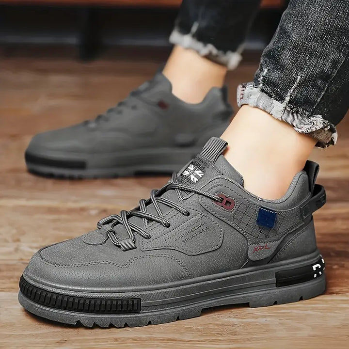 Nolan – Zeitlose Retro-Sneaker
