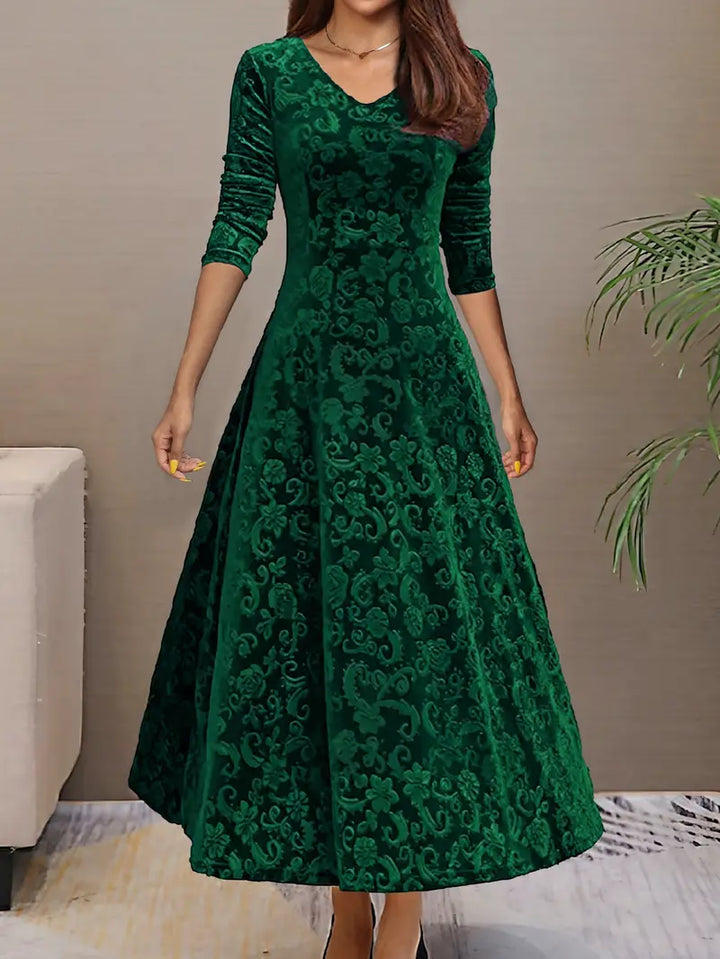 Sophiena – Midi Zeitlose Eleganz
