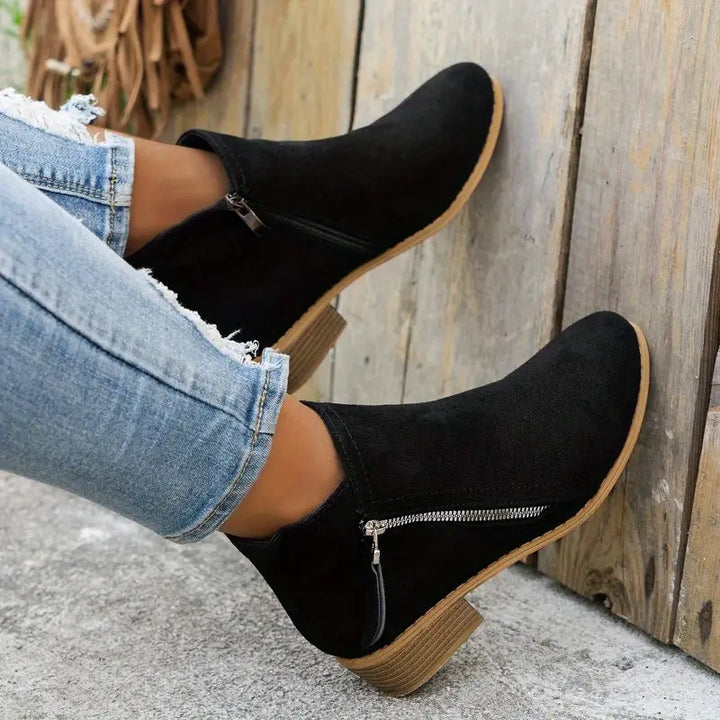 Klara – Stiefel mit Reißverschluss