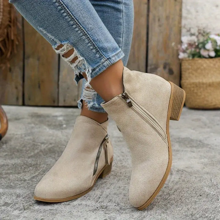 Klara – Stiefel mit Reißverschluss