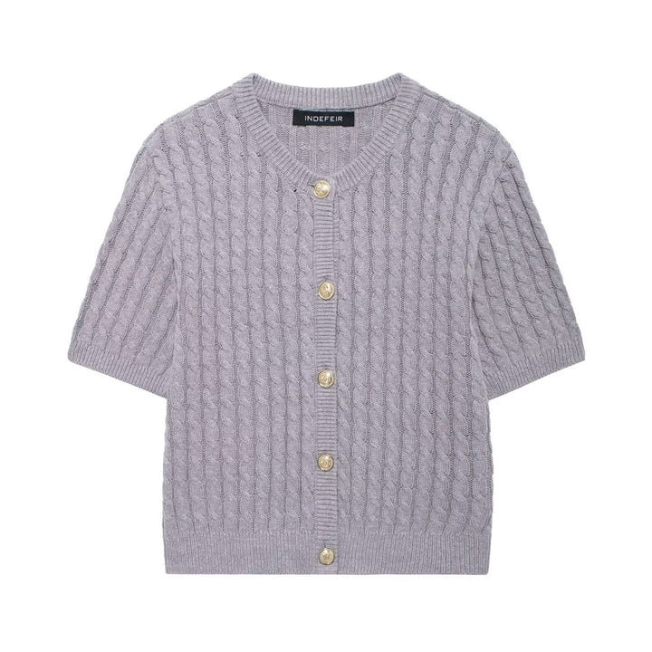 LuxeLayer - Der Unverzichtbare Cardigan für einen Lässigen und Chicen Stil