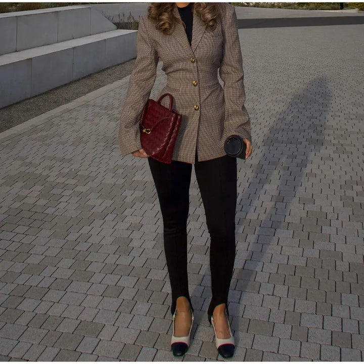 Charlene - Die klassische Slim-Fit Jacke