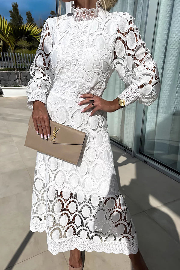 Melody - Schickes Spitzen-Midi-Kleid Mit Hohem Kragen & Puffärmeln