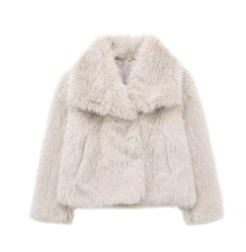 Celestine – Weicher und Wickelnder Mantel für Einen Stylischen Lagen-Look