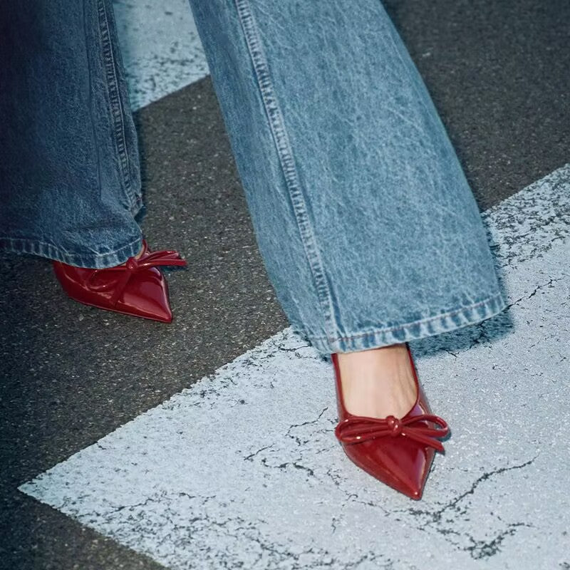 BowCharm – Elegante Schuhe mit niedrigem Absatz