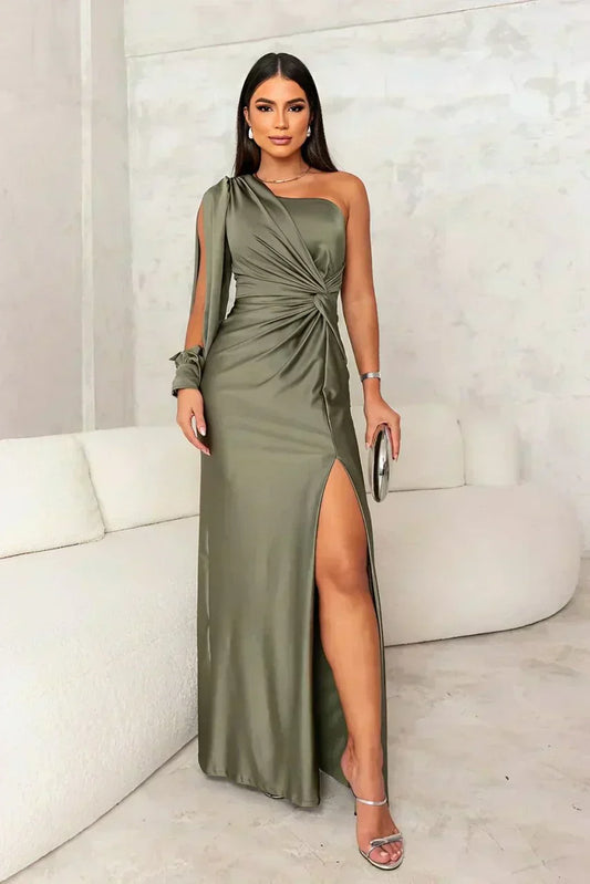 Melyssa – Elegantes Abendkleid mit schulterfreiem Design