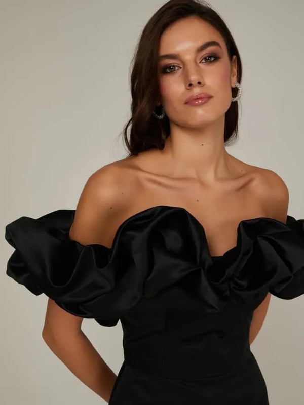 Waverly - Off-Shoulder Satin-Kleid mit Rüschen