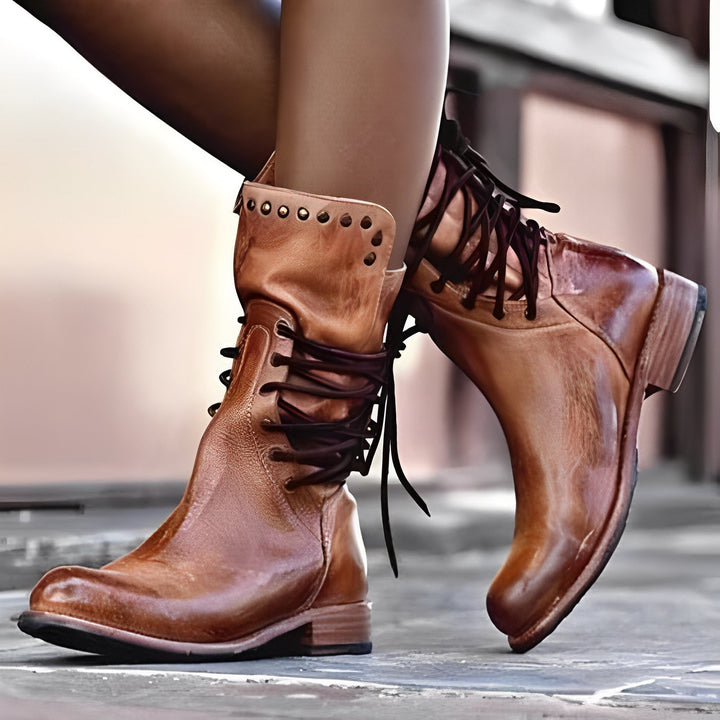 Lenora - Retro-Leder-Damenstiefel mit kleinem Absatz