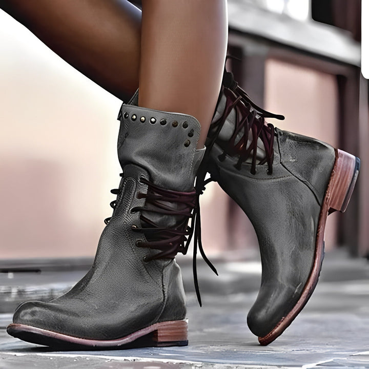 Lenora - Retro-Leder-Damenstiefel mit kleinem Absatz