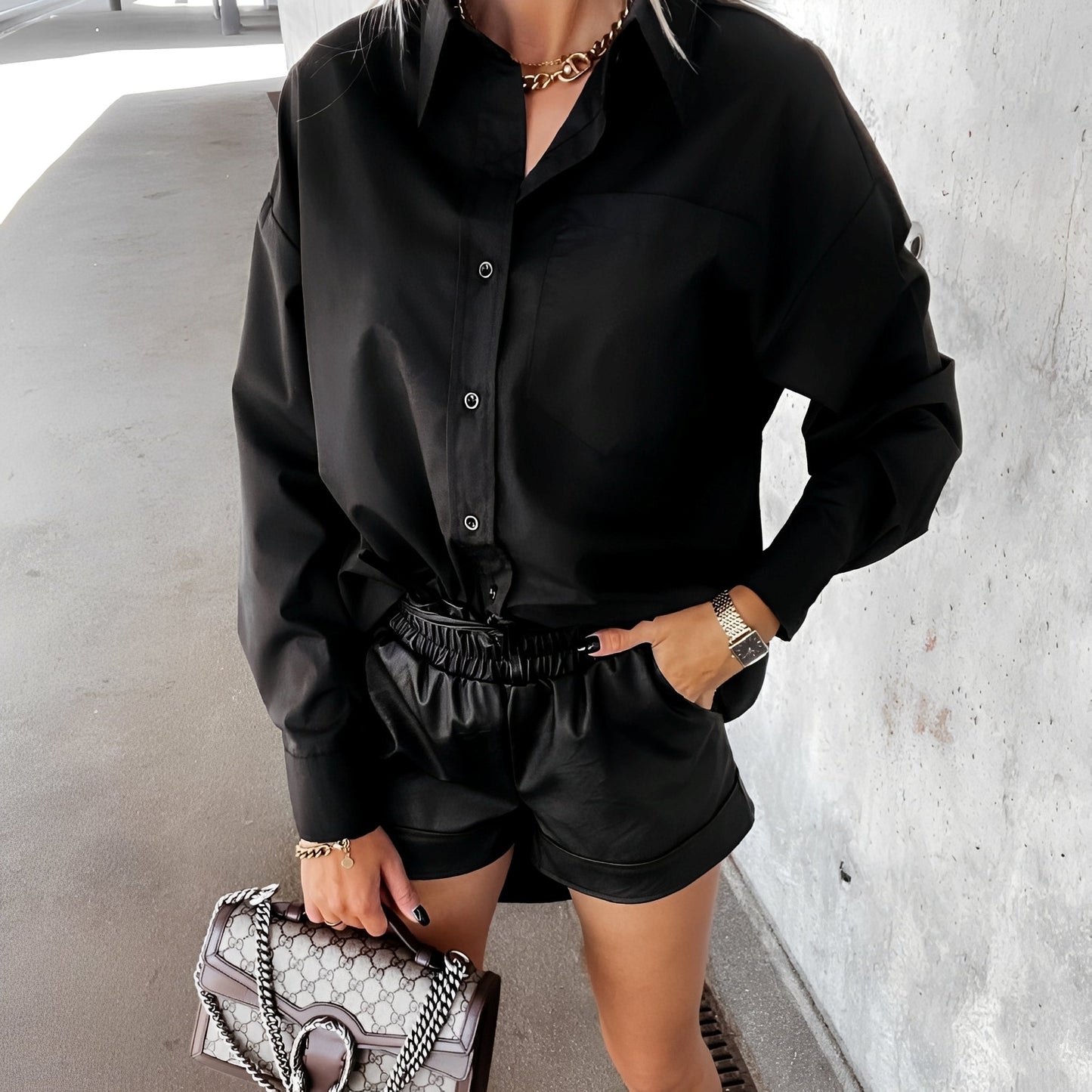 Riley – Langärmlige Bluse mit Dekolleté