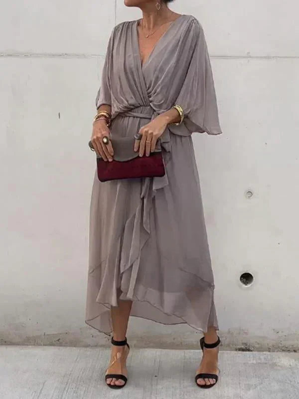 Kryziah - Schickes Seidenkleid mit V-Ausschnitt