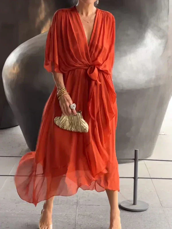 Kryziah - Schickes Seidenkleid mit V-Ausschnitt