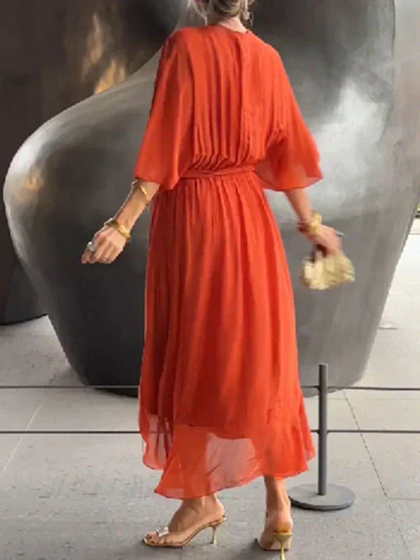Kryziah - Schickes Seidenkleid mit V-Ausschnitt